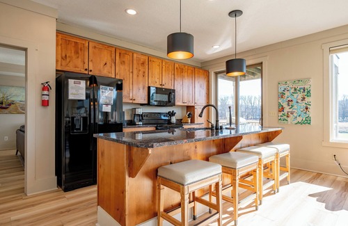 Waterfront Greens House | Spacious Dog Friendly Retreat w/Indoor Pool & Lake Access