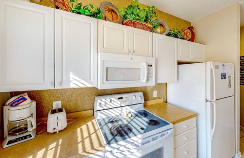 Sea Trail Condo | Spacious double condo with pool access, patio & kitchens - snowbird-friendly