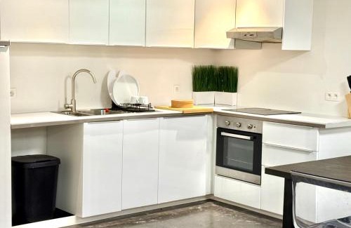 Quartier des Quais - Kaaienwijk Apartment | Spacious DownTown BXL Loft with Private Parking