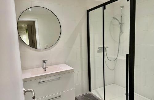 Quartier des Quais - Kaaienwijk Apartment | Spacious DownTown BXL Loft with Private Parking