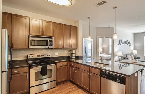 The Gulch Condo | Spacious Downtown/Gulch Condo - 2bed/2bath