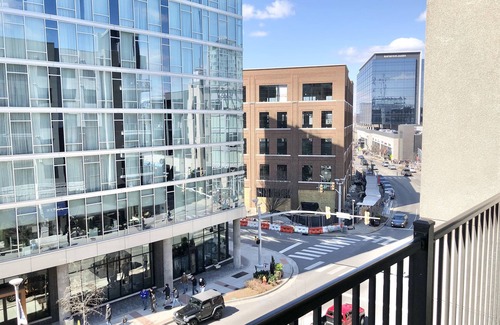 The Gulch Condo | Spacious Downtown/Gulch Condo - 2bed/2bath