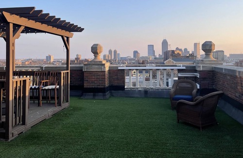 Downtown Indianapolis Apartment | Spacious Downtown Penthouse with Rooftop Terrace