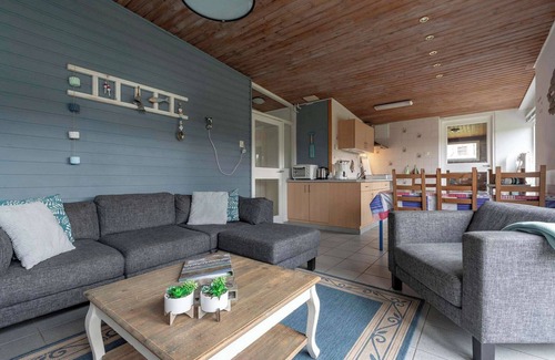 Sint Maartenszee House | Spacious Duo by the Dunes