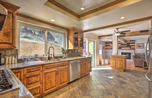 Mount Helix House | Spacious El Cajon Villa - 14 Mi to Downtown!