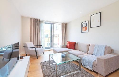 Cathedrals Apartment | Spacious & Elegant Apartments in Southbank near London Eye