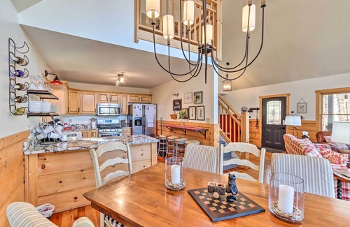 Ellijay Cottage | Spacious Ellijay Resort Home w/Hot Tub!