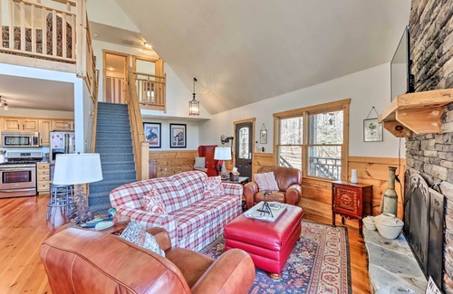 Ellijay Cottage | Spacious Ellijay Resort Home w/Hot Tub!