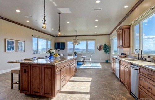 Encinitas House | Spacious Encinitas house with breathtaking view