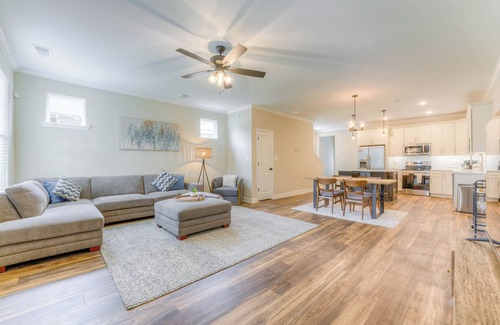 Downtown Memphis House | Spacious Entire Duplex Perfect for Families & Groups