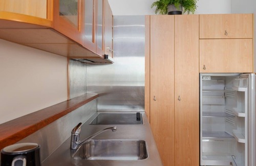 Auckland Central Business District Apartment | Spacious Executive Apartmt, great Views! Location