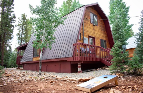 Meadow View Heights Cabin | Spacious & Family-Friendly Cabin Getaway