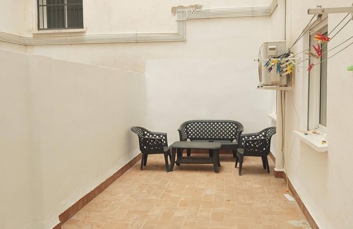 El Ejido Apartment | Spacious Family Apartment in Málaga, near historic center