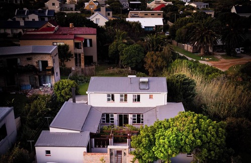 Pringle Bay House | Spacious Family Beach House in Pringle Bay with huge garden next to a stream