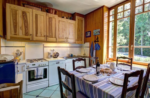 Le Bessat Cottage | Spacious family chalet in the heart of Pilat, optional sauna