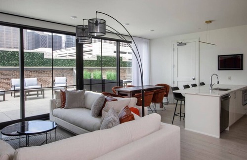 Central Business District Hotel | Spacious Family Combo Unit with Deck, Minutes from the French Quarter
