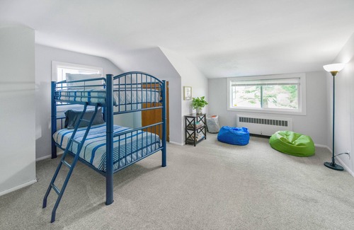 Bridgeport Other | Spacious Family Farmhouse near Frankenmuth and Birch Run