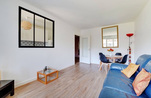 Plaisance Apartment | Spacious Family Flat 2bdr & Private Parking Sup
