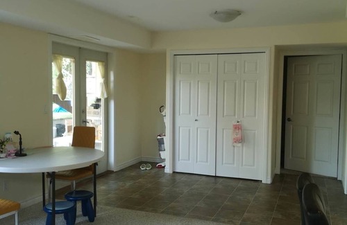 Promontory House | Spacious Family-Friendly Suite Near Cultus Lake with Private Entrance & Patio