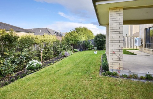 Point Cook House | Spacious family home near Sanctuary Lakes