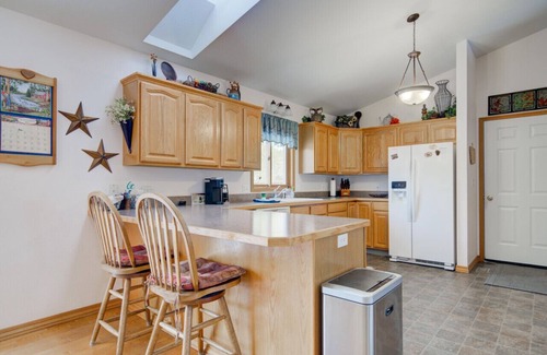 Bozeman House | Spacious Family Home | Privacy, Backyard w/Patio