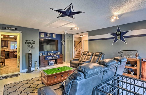 West Arlington House | Spacious Family Home < 1 Mi to Lake Arlington