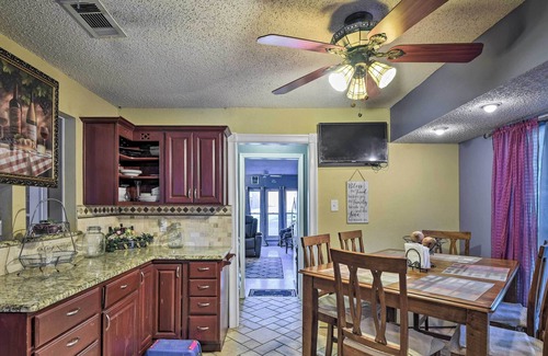 West Arlington House | Spacious Family Home < 1 Mi to Lake Arlington