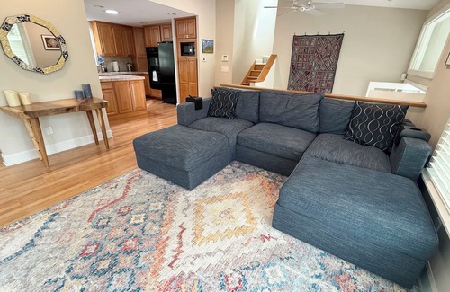 Baseline Sub House | Spacious Family Home with Hot Tub, Theater; near trails, Pearl, CU