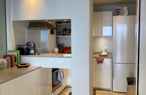 California - Pezou Apartment | Spacious Family Retreat: Sea View - Balcony - Pool