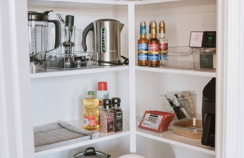 Greenfield Lakes House | Spacious family-sized home with game room on a beautiful golf course!