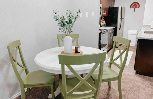 South Side Apartment | Spacious Family Value Retreat w/Pool & Garage