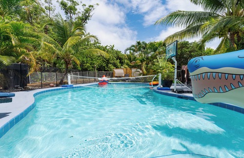 Deerfield Beach House | Spacious Family Pool House Near Beach W/Games!