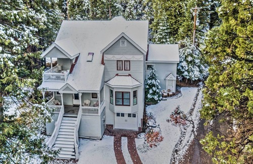 Fish Camp House | Spacious Fish Camp Home < 3 Mi to Yosemite!