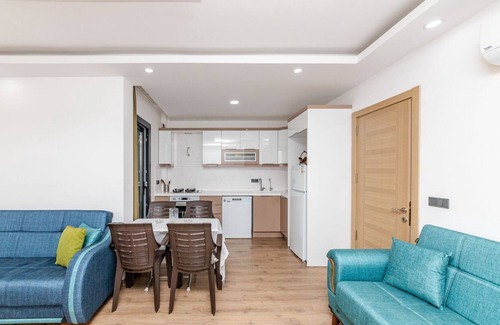 Mumcular Apartment | Spacious Flat with Balcony in Mugla