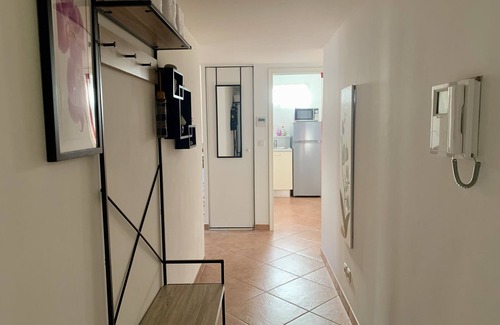 Menton Apartment | Spacious flat with garage - Menton city center