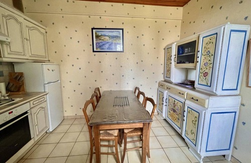 Saint-Aubin-le-Monial Cottage | Spacious farmhouse with enclosed garden in Saint-Aubin-le-Monial