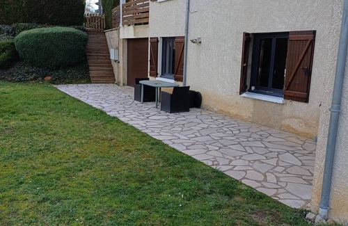 Saint-Michel-Loubejou House | Spacious gîte with swimming pool for 5 people