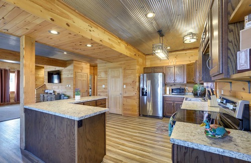 Grubville House | Spacious Franklin County Retreat on 80 Acres!