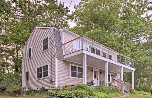 Freeport House | Spacious Freeport Hideaway w/ 2 Decks & Water View