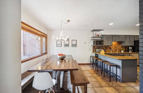 Frisco House | Spacious Frisco Pet-Friendly 3BR Townhome - Short Drive to Breckenridge Ski Area