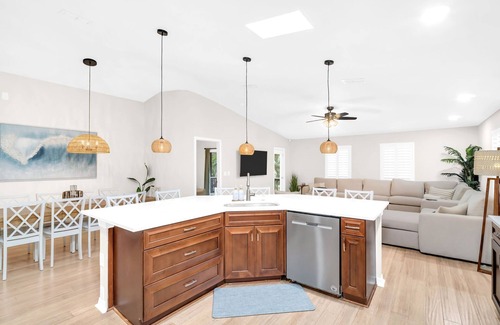 Ozona House | Spacious full remodeled luxury retreat w/Private pool, golf cart, movie theater