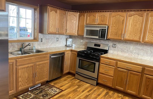 Manistee House | Spacious getaway nestled between two beautiful lakes!