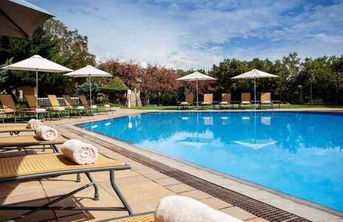 Maseru Hotel | Spacious Good-Value Accommodation in Lesotho! Onsite Pool & Spa, FREE Parking