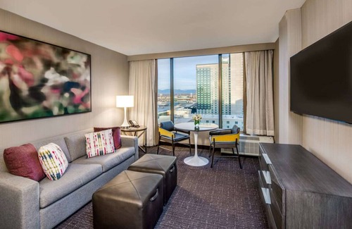 Downtown Denver Hotel | Spacious Good-Value Accommodation! w/Pool, Short Drive to Denver Art Museum