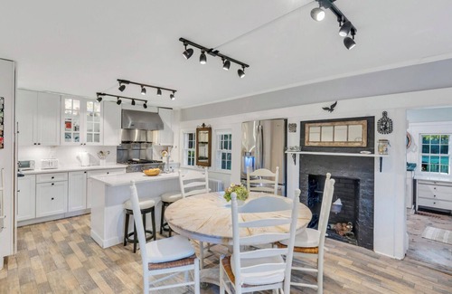 Bridgehampton House | Spacious Greek Revival House, Amazing and Expansive Outdoor Amenities,.