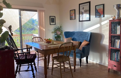 Cottonwood-Verde Village House | Spacious guest suite w/sundeck and fenced yard for dog