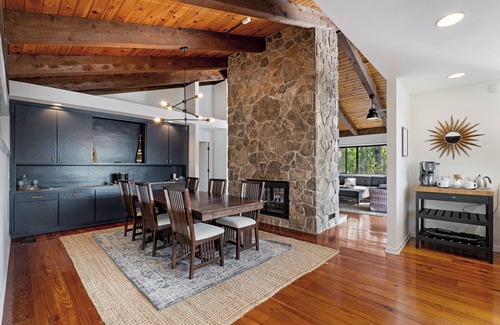 Hiawassee House | Spacious Hiawassee Lake House