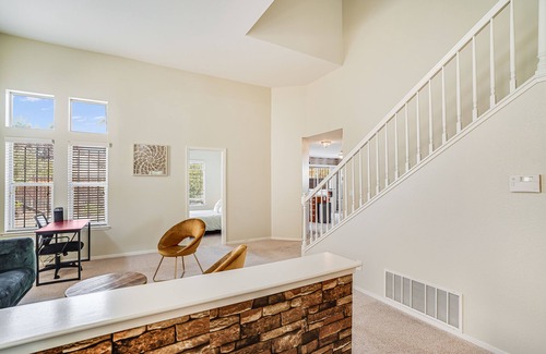 Mount Eden House | Spacious High Ceilings 5br/3bath. SF Bay Area