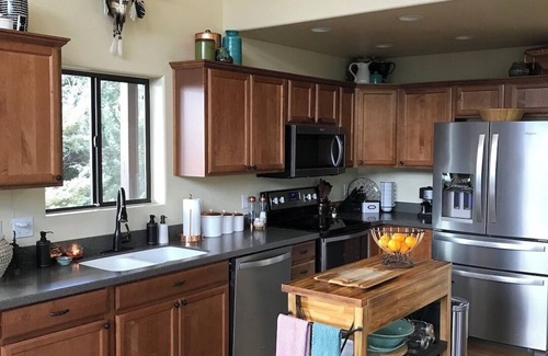 Pine Cabin | SPACIOUS High Country Lodge w/Mnt Views!