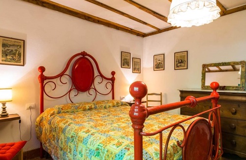 San Marcello Piteglio House | Spacious Holiday Home with shared pool